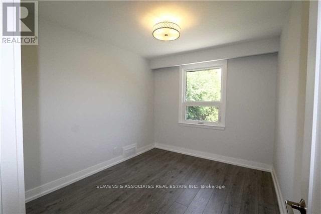 17 Robson Place, Toronto (Newtonbrook West), Ontario  M2R 2Y3 - Photo 12 - C12268391