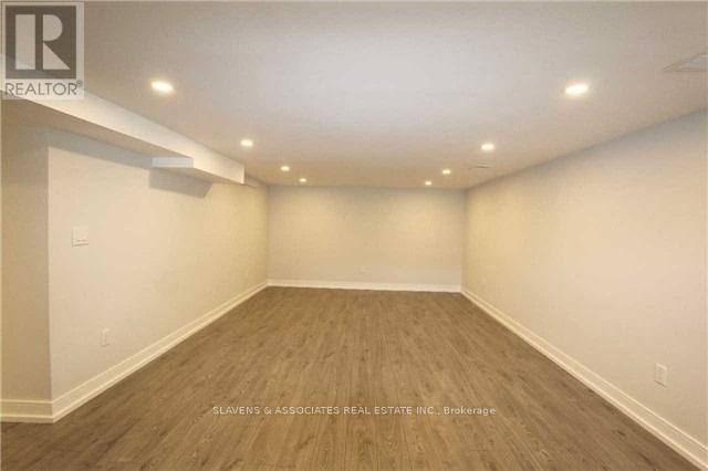 17 Robson Place, Toronto (Newtonbrook West), Ontario  M2R 2Y3 - Photo 18 - C12268391