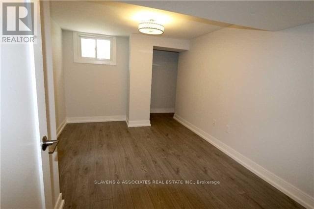 17 Robson Place, Toronto (Newtonbrook West), Ontario  M2R 2Y3 - Photo 19 - C12268391