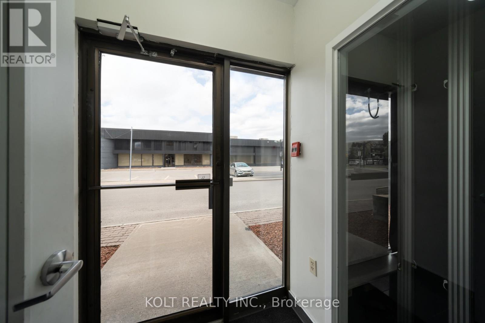 Unit 10 - 455 Milner Avenue, Toronto (Malvern), Ontario  M1B 2K9 - Photo 3 - E12268418