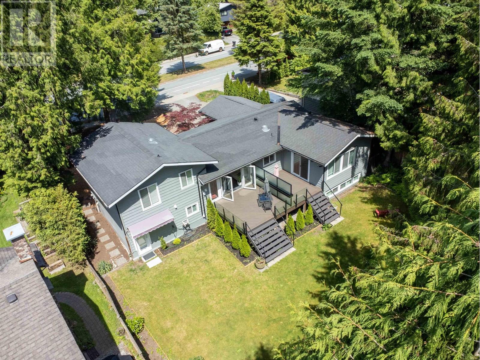 Property at 2568 THE BOULEVARD image 1