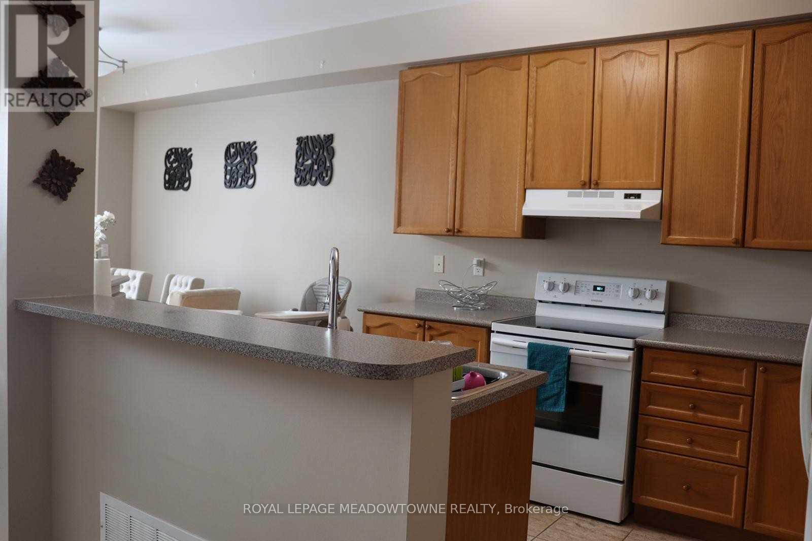 Property at 3890 SKYVIEW STREET image 4
