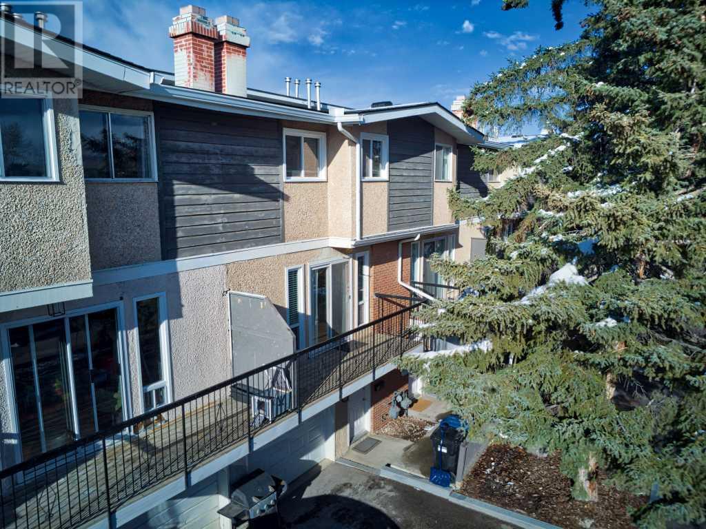 Property at 22, 643 4 Avenue NE image 1