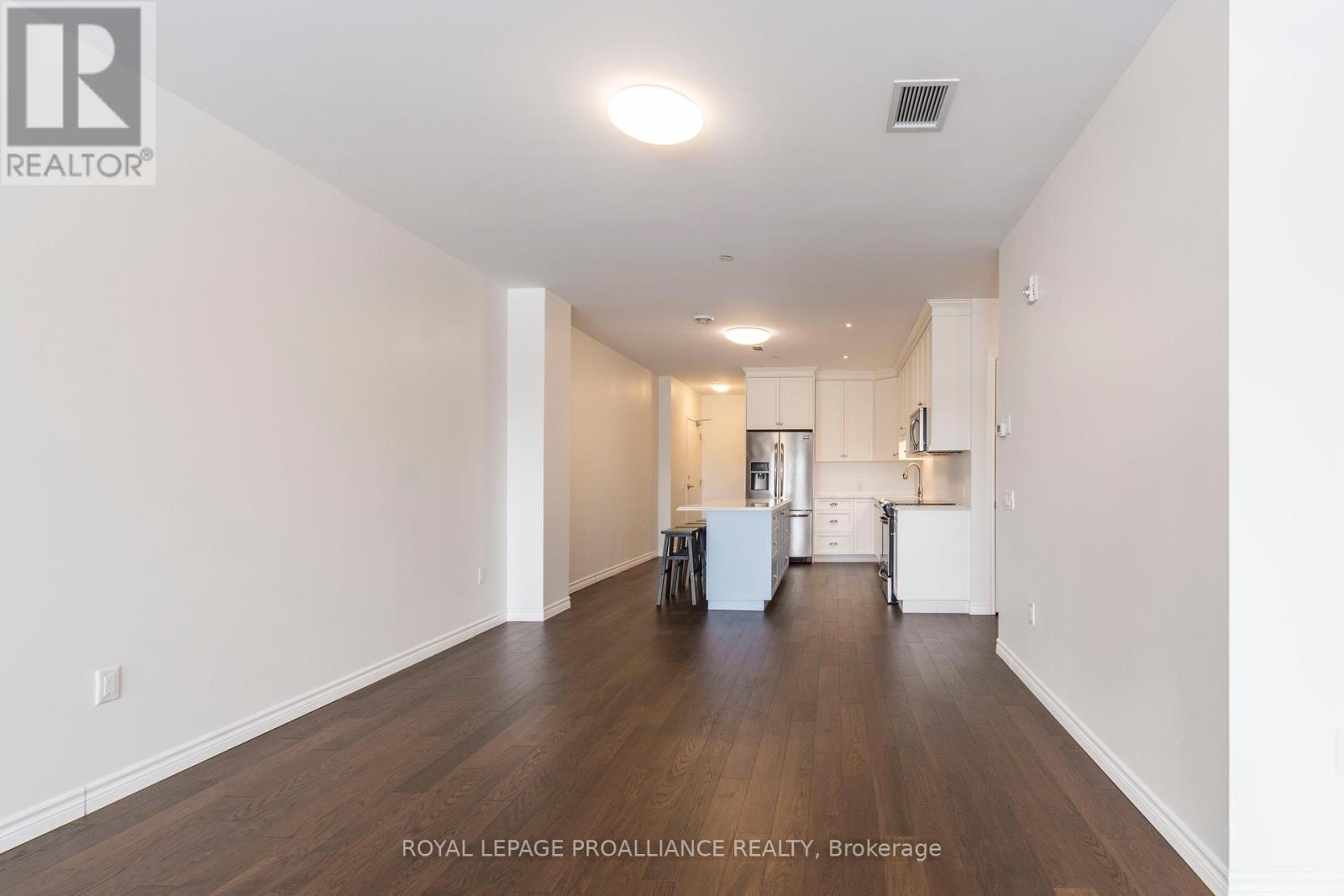 505 - 199 Front Street, Belleville, Ontario  K8N 5H5 - Photo 11 - X12268567