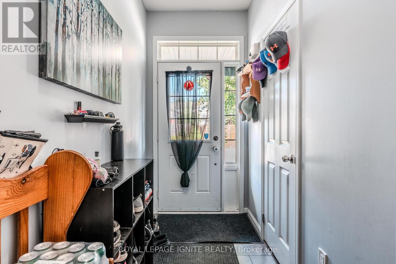 Property at 14 - 21 DIANA AVENUE image 3