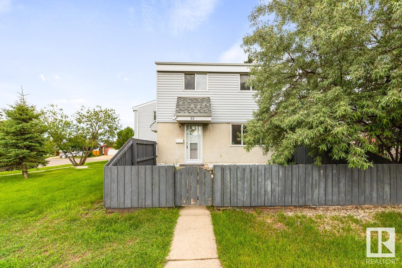 Property at 51 MCLEOD PL NW image 4