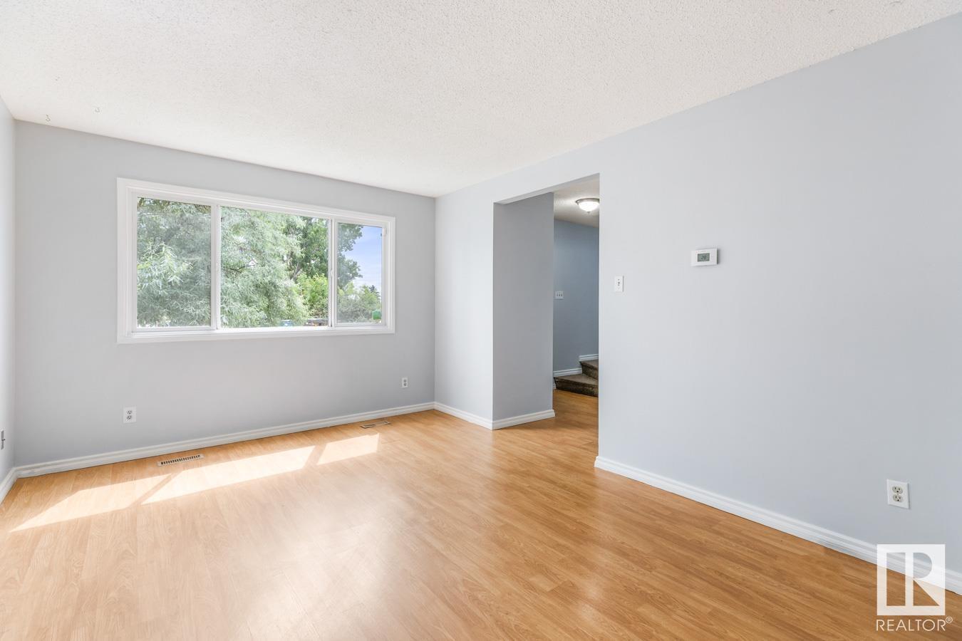 51 Mcleod Pl Nw, Edmonton, Alberta  T5A 3A8 - Photo 9 - E4446338