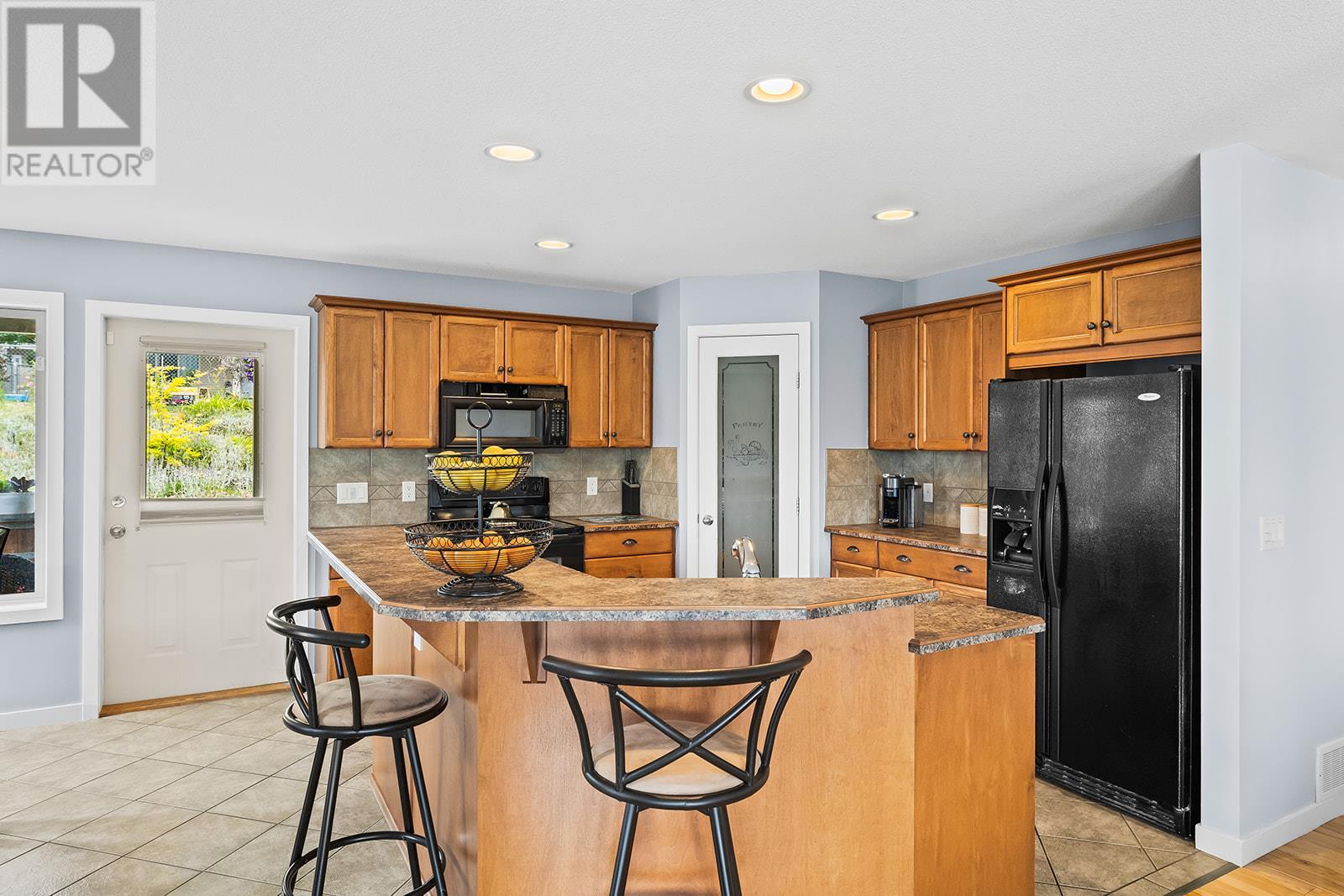 1520 Feedham Avenue Kelowna Photo 8