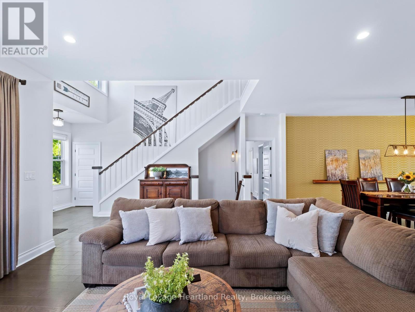 24 Thimbleweed Drive, Bluewater, Ontario  N0M 1G0 - Photo 10 - X12268484