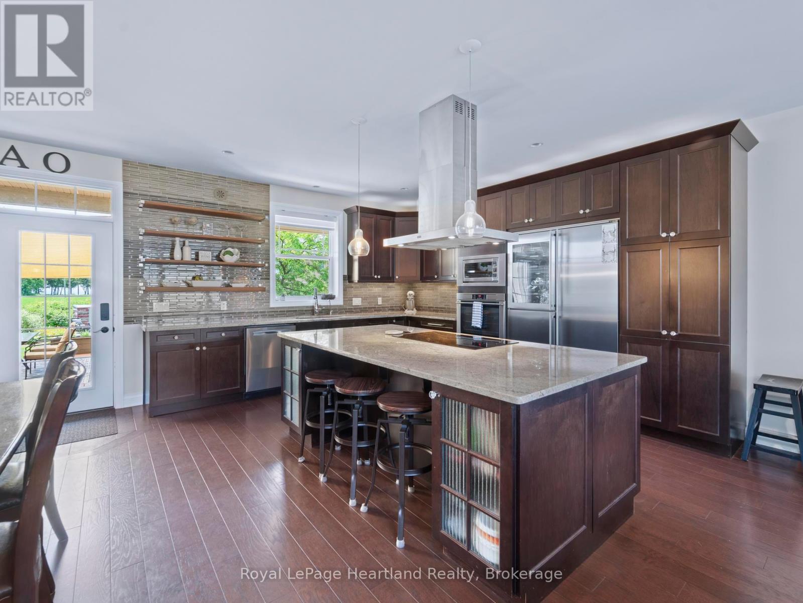 24 Thimbleweed Drive, Bluewater, Ontario  N0M 1G0 - Photo 12 - X12268484