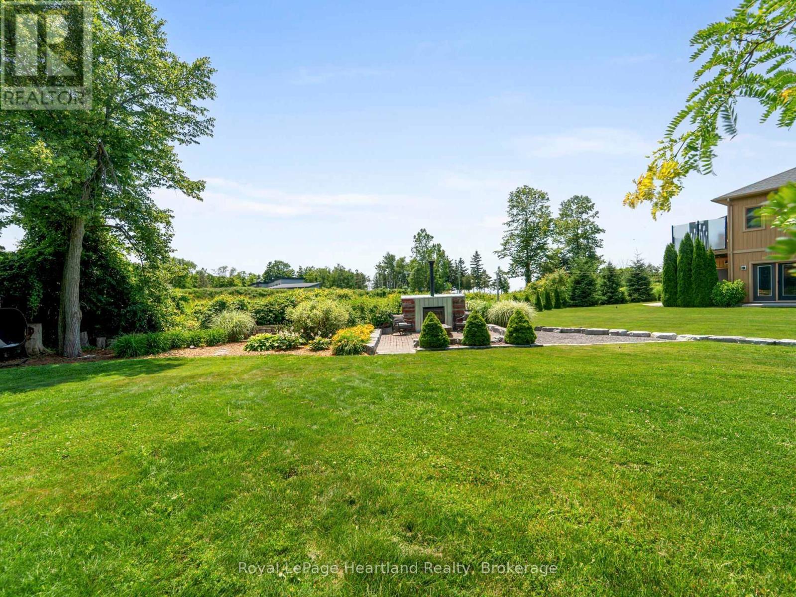 24 Thimbleweed Drive, Bluewater, Ontario  N0M 1G0 - Photo 48 - X12268484