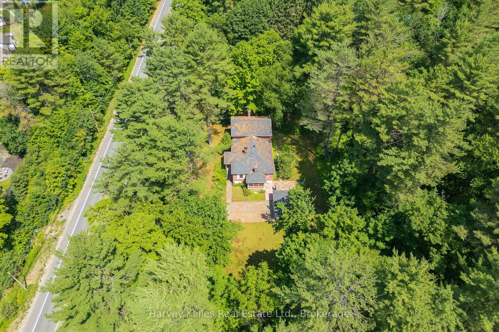 835 Muskoka Road 3 N, Huntsville, Ontario  P1H 1E1 - Photo 32 - X12268512