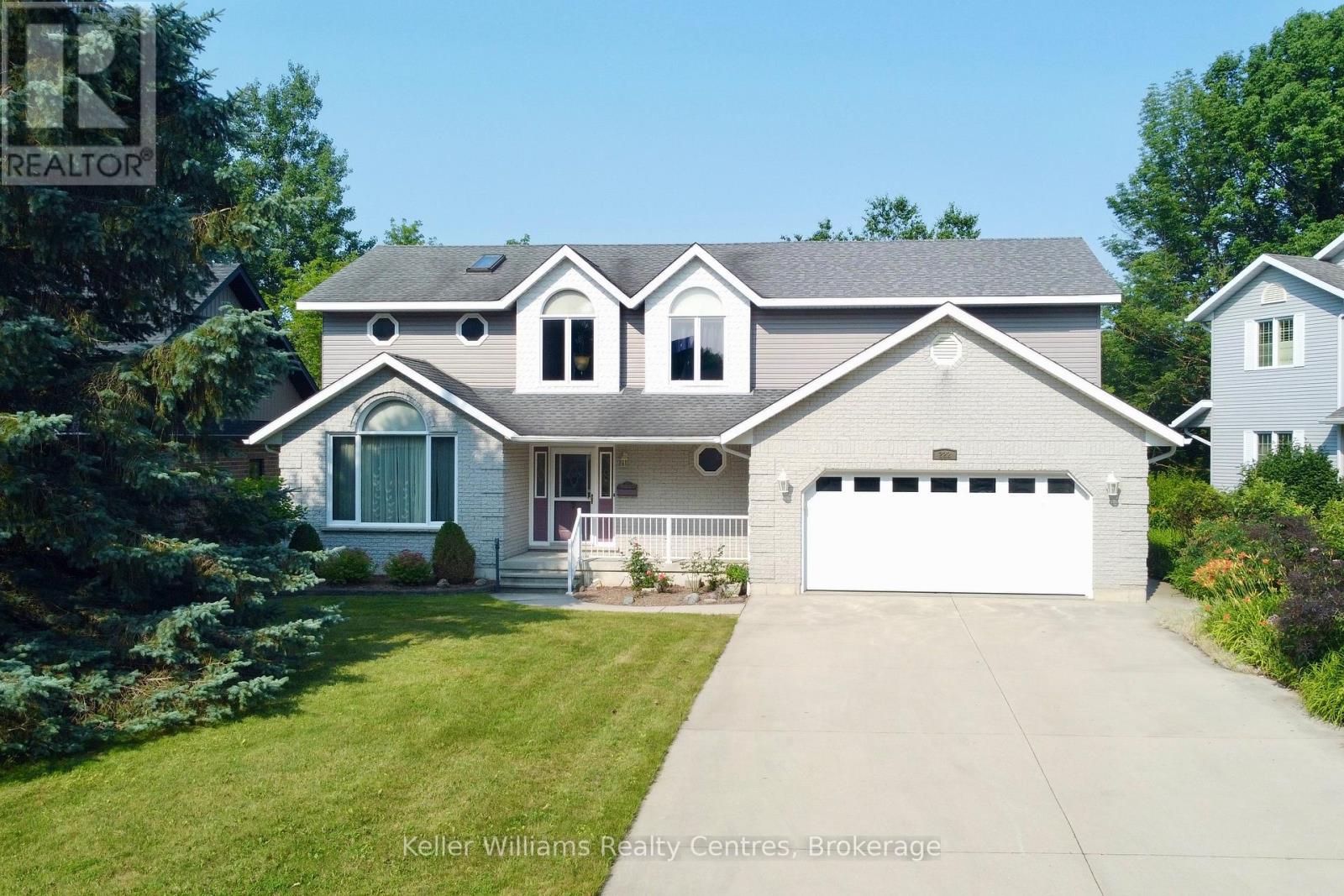 222 2nd Avenue, Hanover, Ontario  N4N 3S2 - Photo 1 - X12268520
