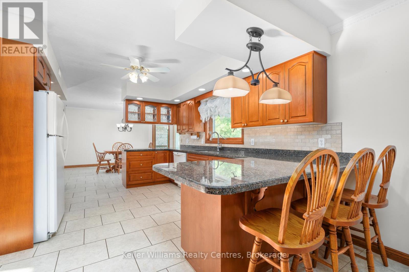 222 2nd Avenue, Hanover, Ontario  N4N 3S2 - Photo 13 - X12268520