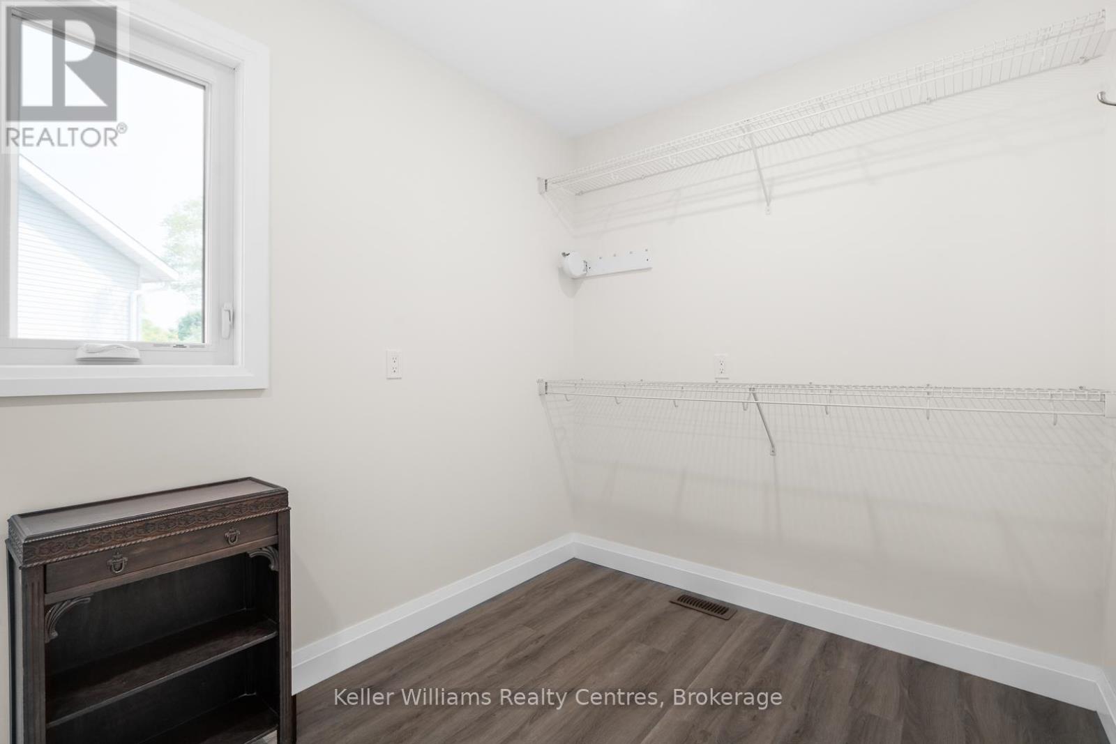 222 2nd Avenue, Hanover, Ontario  N4N 3S2 - Photo 36 - X12268520