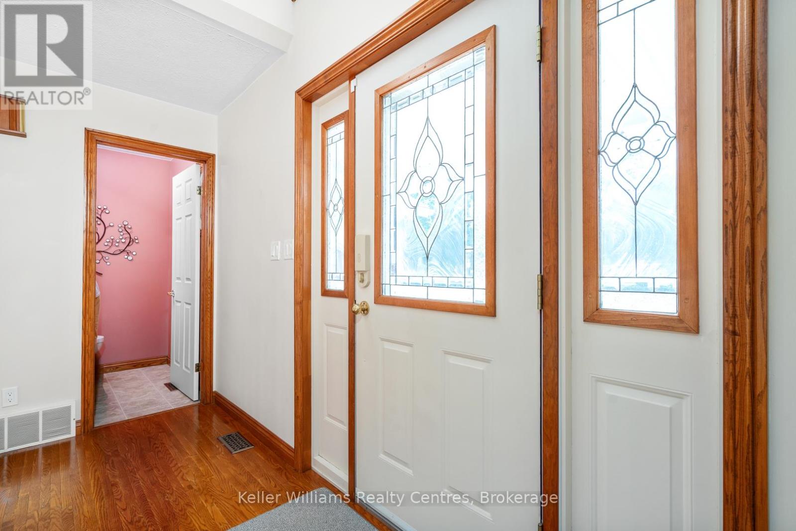 222 2nd Avenue, Hanover, Ontario  N4N 3S2 - Photo 7 - X12268520