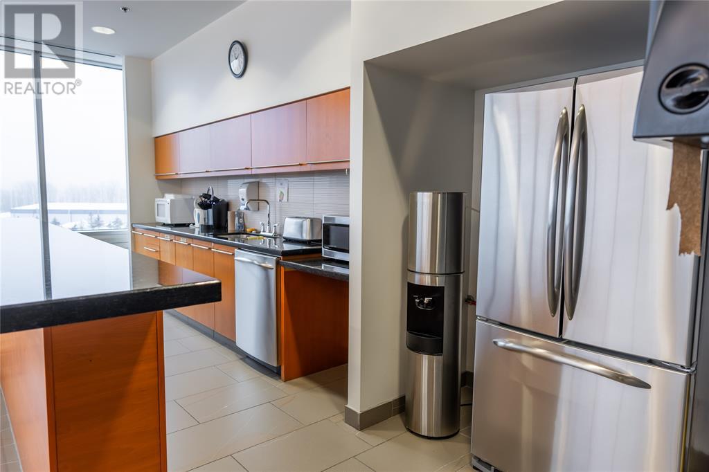 1555 Venetian Boulevard Unit# 310, Point Edward, Ontario  N7T 0A9 - Photo 14 - 25016895