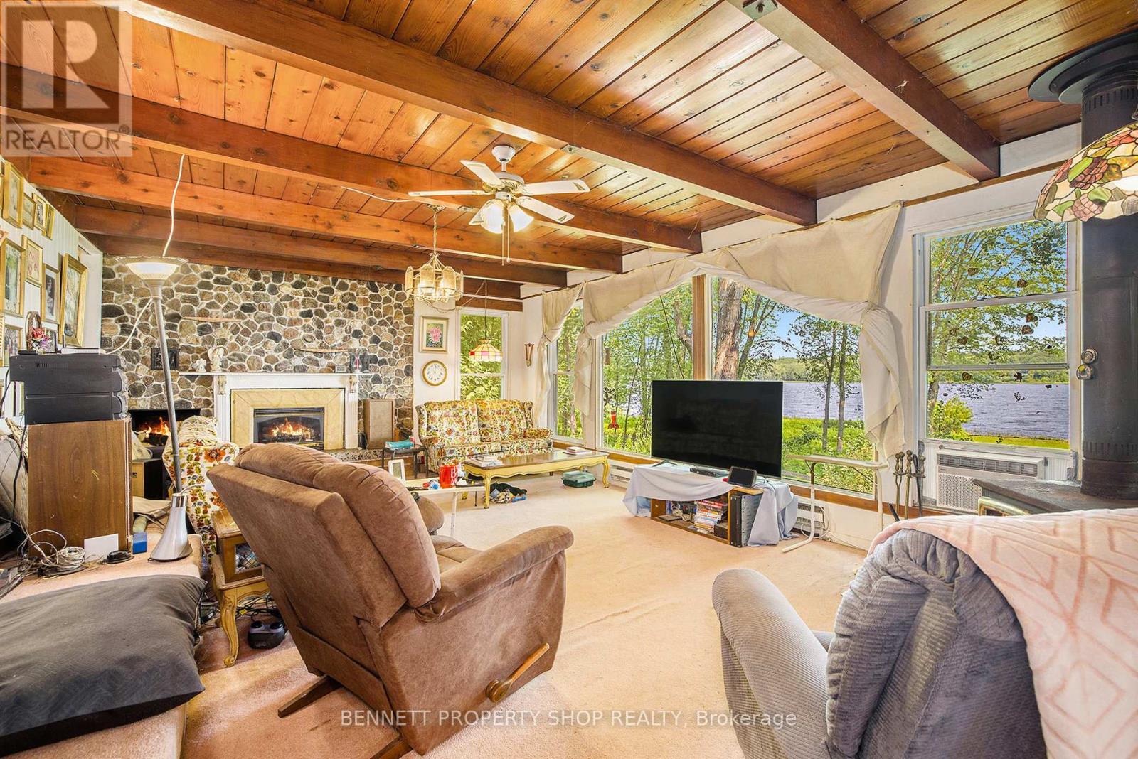 252 Old Quarry Road, Ottawa, Ontario  K0A 3M0 - Photo 11 - X12268273