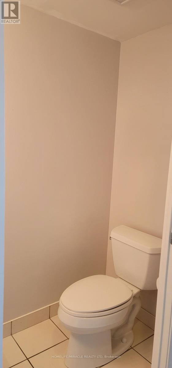 2412 - 219 Fort York Boulevard, Toronto (Niagara), Ontario  M5V 1B1 - Photo 15 - C12268182
