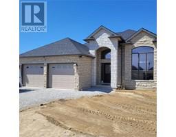 112 FENCELINE DRIVE, Chatham, Ontario