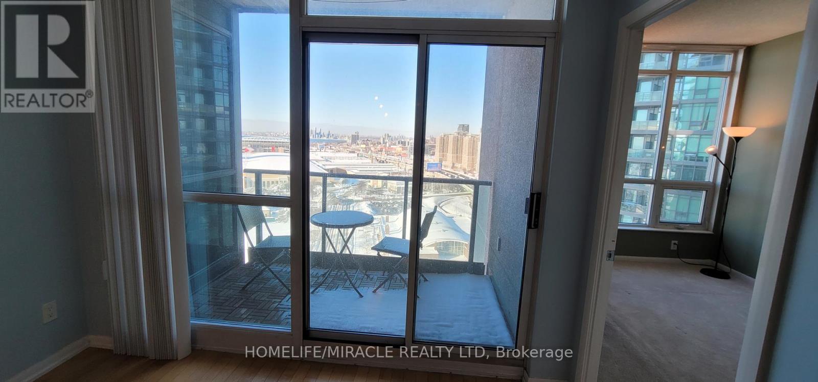 2412 - 219 Fort York Boulevard, Toronto (Niagara), Ontario  M5V 1B1 - Photo 23 - C12268182