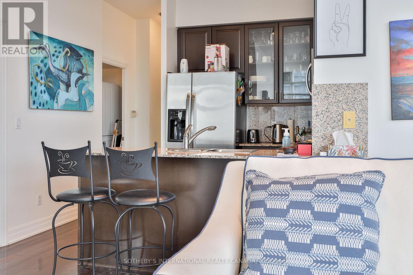 Ph 201 - 8 Scollard Street, Toronto (Annex), Ontario  M5R 1E9 - Photo 21 - C12268564