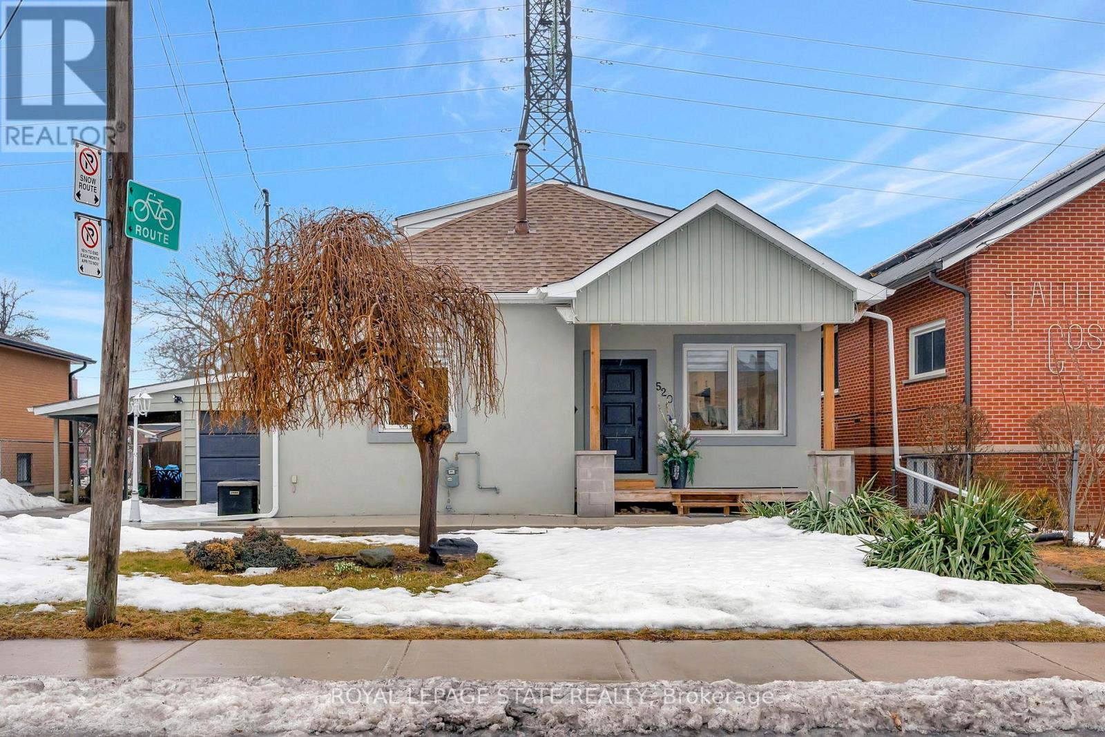 Property at 520 COCHRANE ROAD image 3