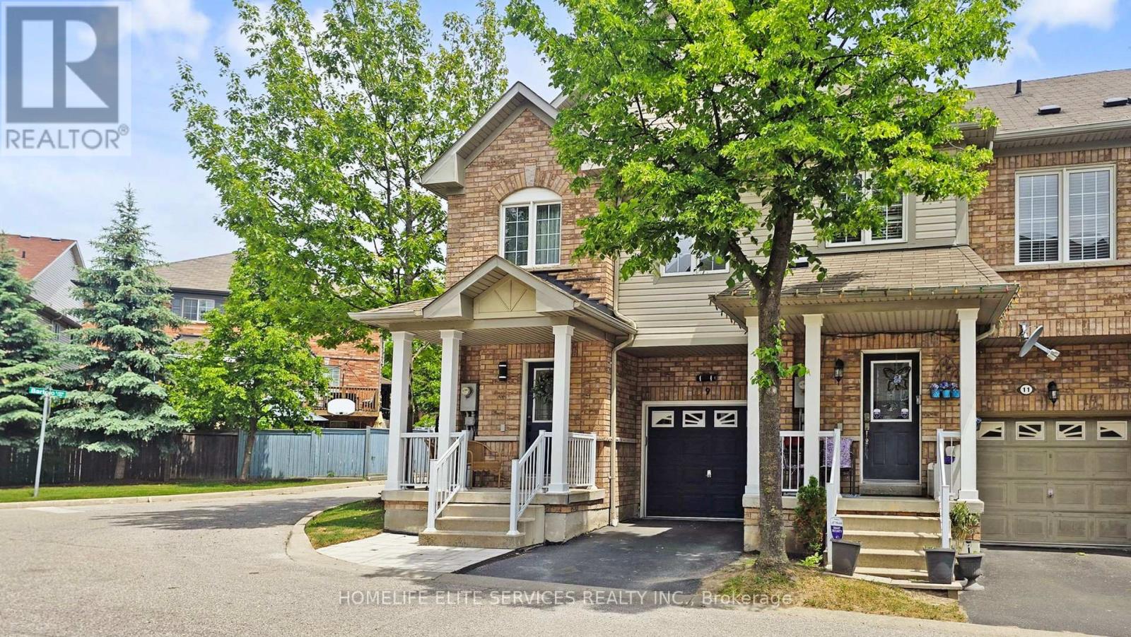 Property at 9 ABELA LANE image 2