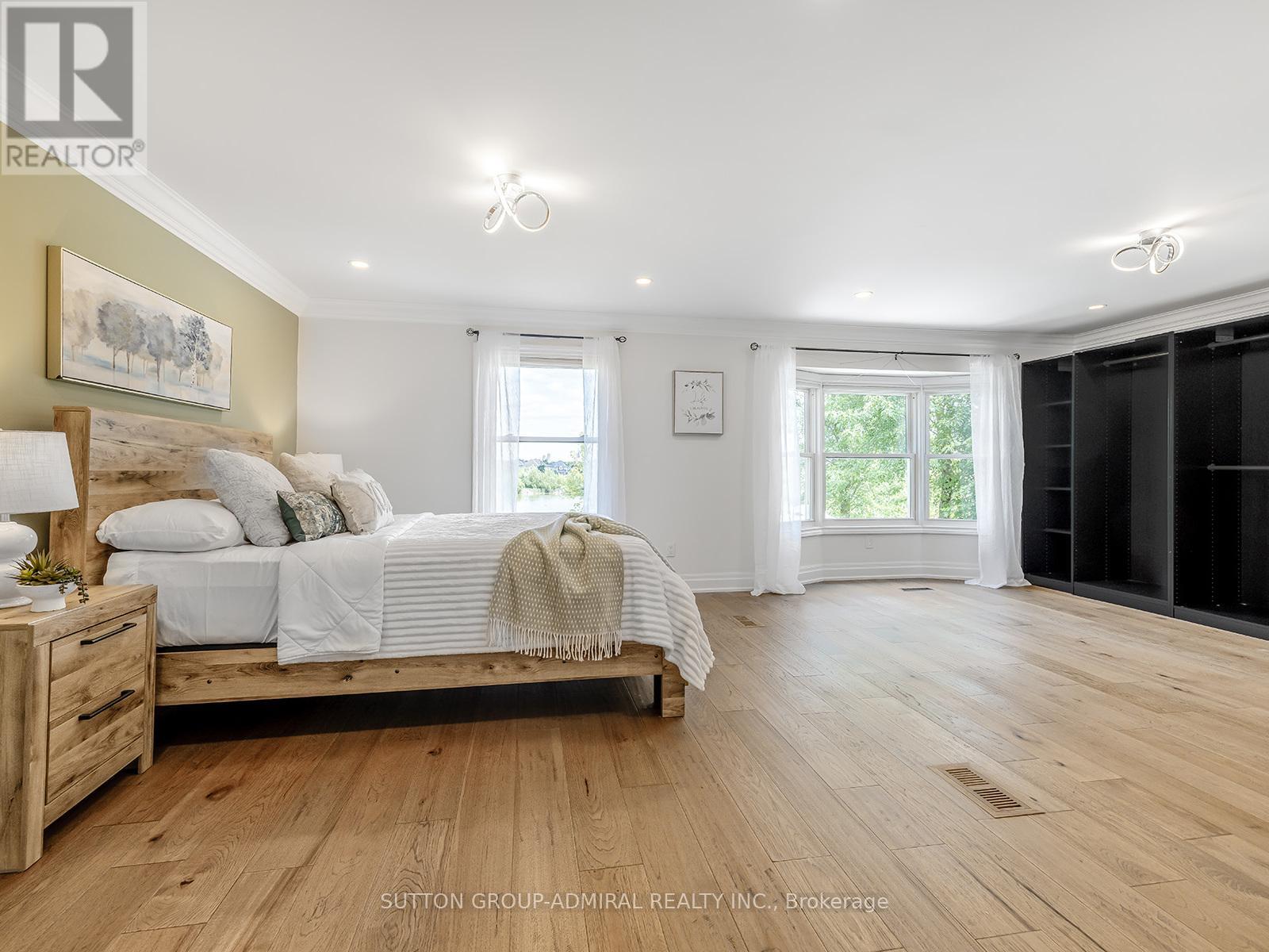 263 Crossland Gate, Newmarket, Ontario  L3X 1B1 - Photo 16 - N12268551