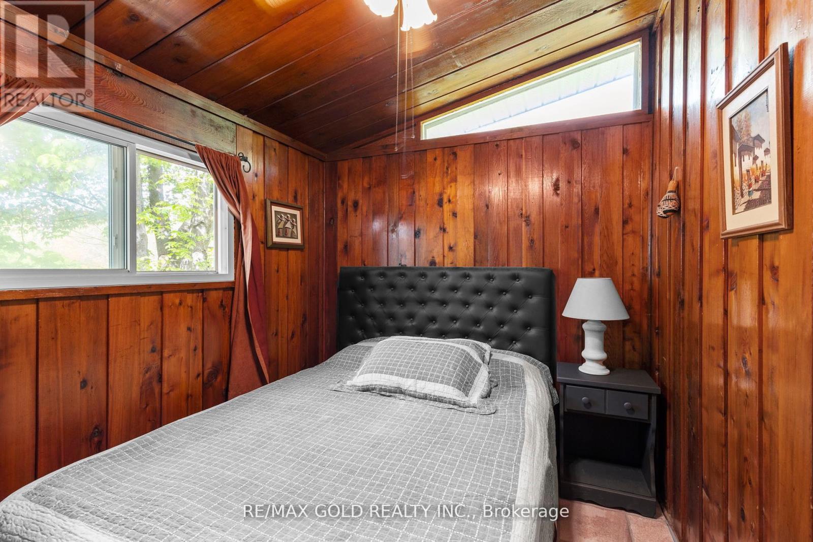 1305 Carol Ann Avenue, Ramara, Ontario  L0K 1B0 - Photo 17 - S12268472