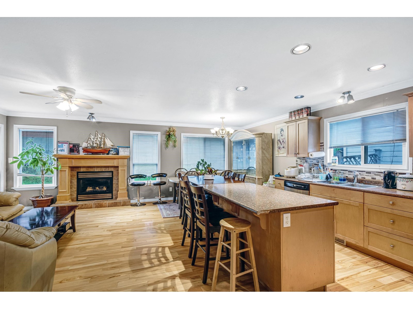 46205 Stoneview Drive, Promontory, Chilliwack, British Columbia  V2R 5W8 - Photo 10 - R3023637