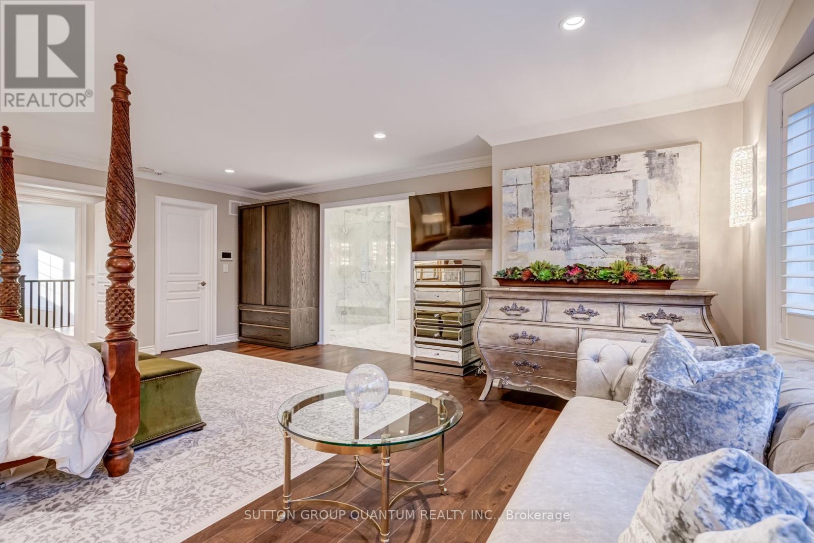 560 Hancock Way, Mississauga, Ontario  L5H 4L5 - Photo 23 - W12268526