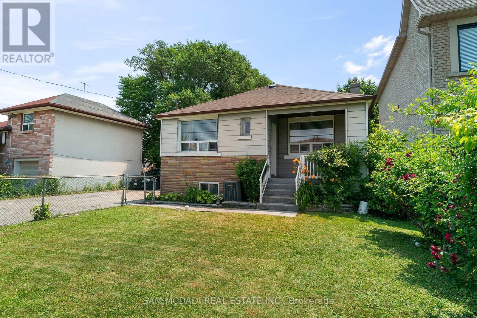 Property at 349 MELROSE STREET image 2