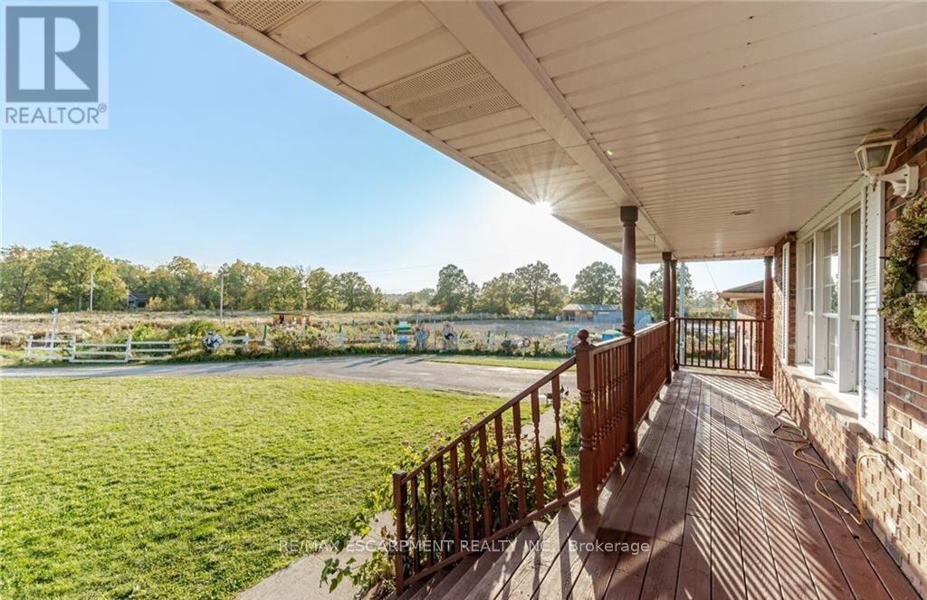 8299 Concession 2 Road, West Lincoln (West Lincoln), Ontario  L0R 1E0 - Photo 10 - X12268462