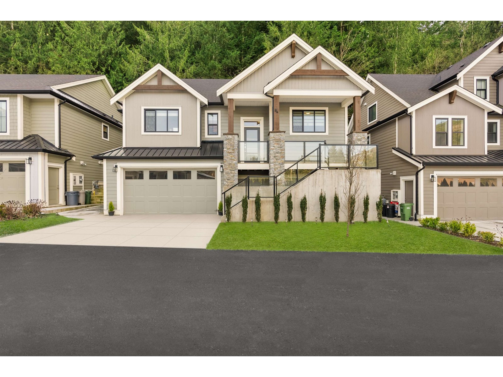 Property at 84 1880 COLUMBIA VALLEY ROAD image 1