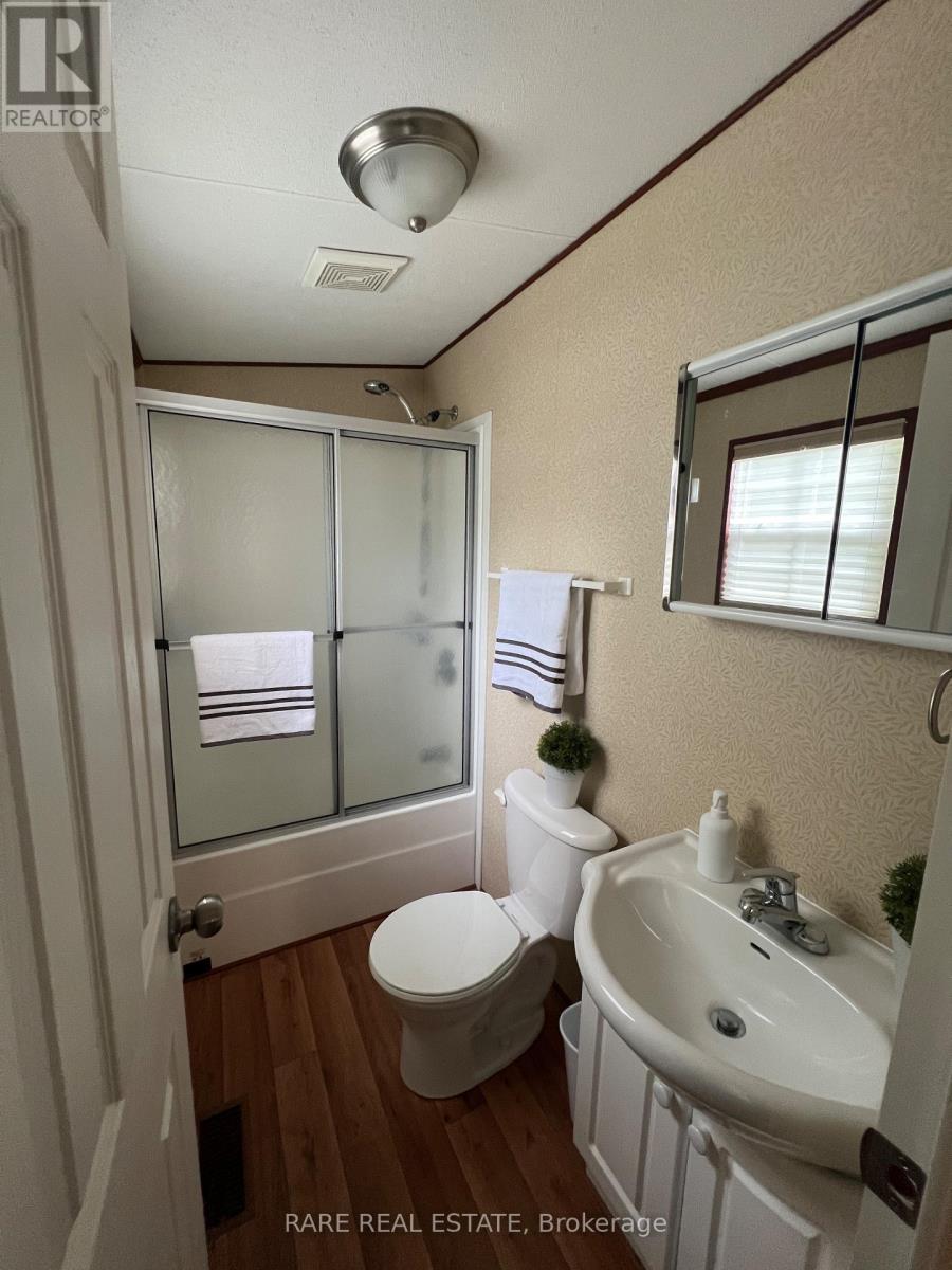 48 Temagami Trail, Wasaga Beach, Ontario  L9Z 1X7 - Photo 13 - S12266225