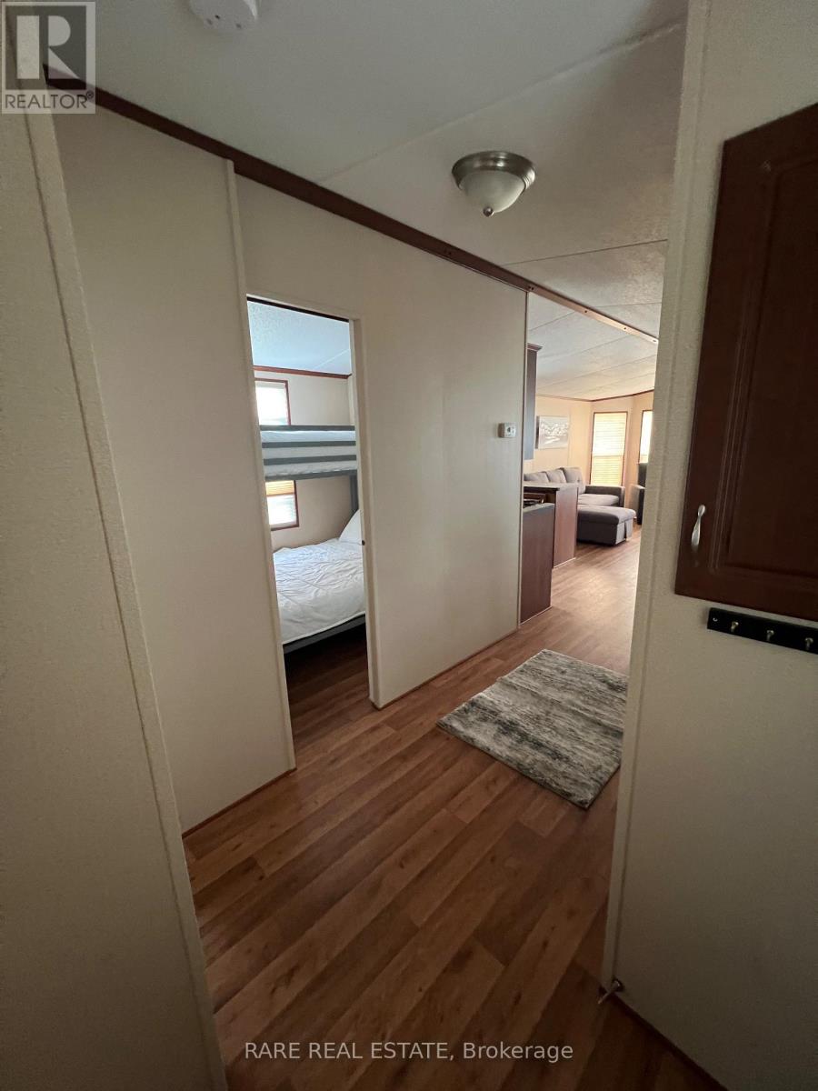 48 Temagami Trail, Wasaga Beach, Ontario  L9Z 1X7 - Photo 12 - S12266225