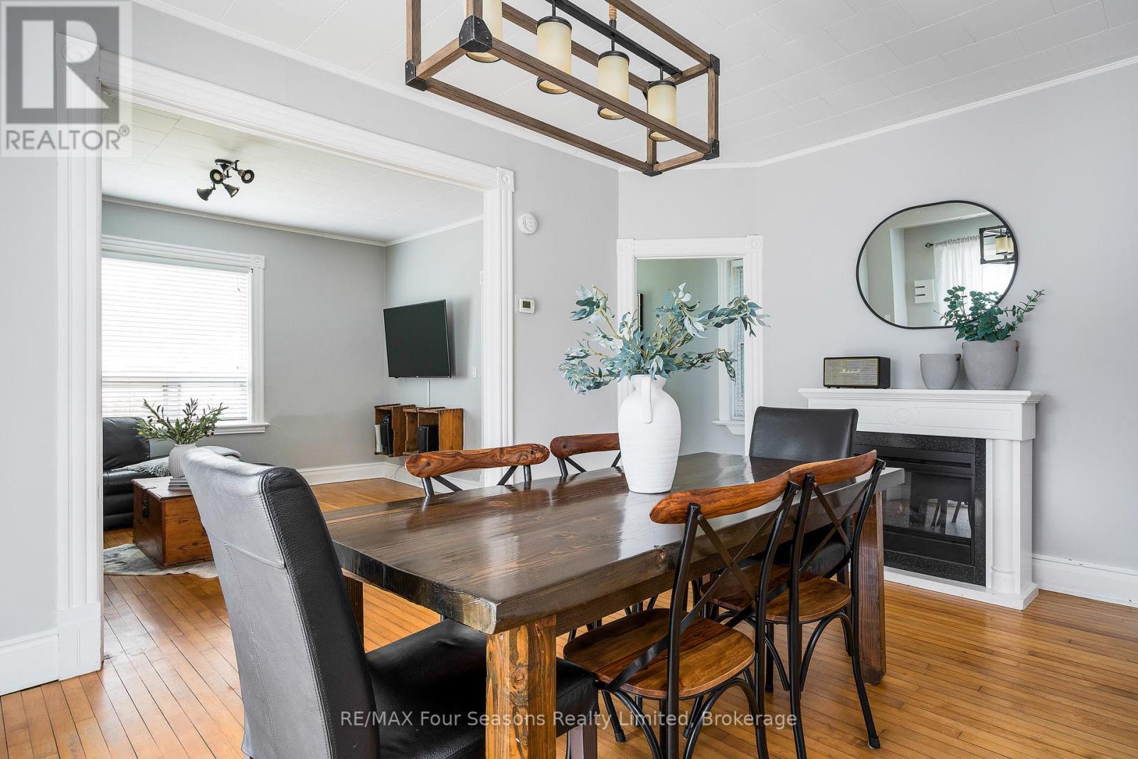 43 Cedar Street, Collingwood, Ontario  L9Y 3A4 - Photo 8 - S12268686