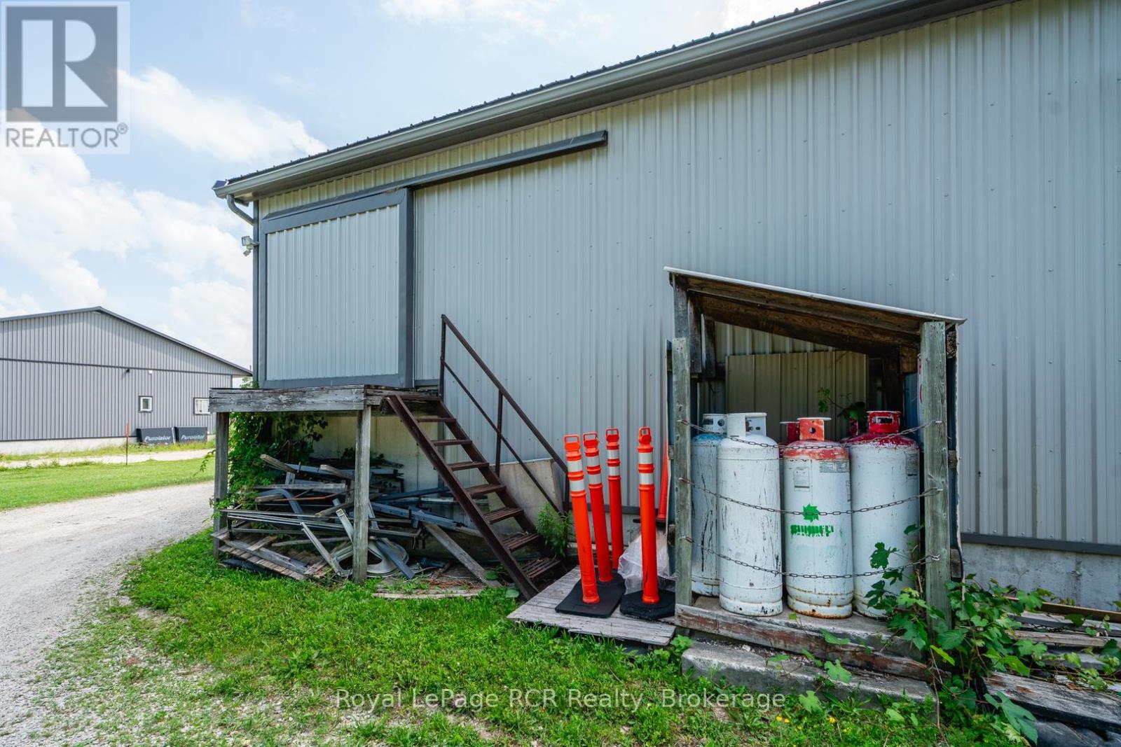 74 14th Avenue, Hanover, Ontario  N4N 3V9 - Photo 7 - X12268760