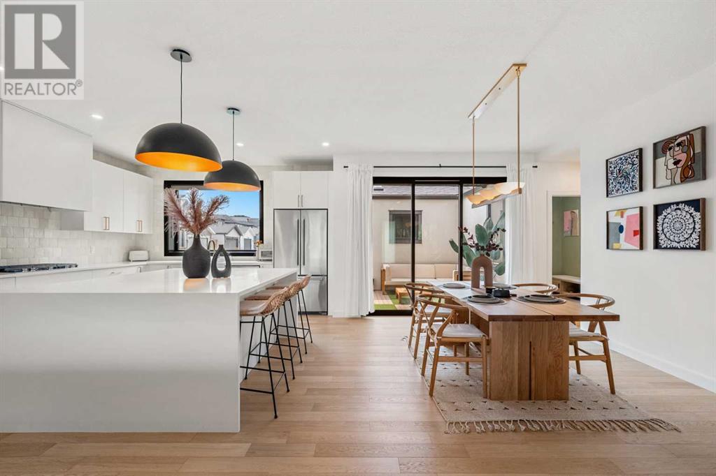 Property at 27 Bluerock Avenue SW image 3