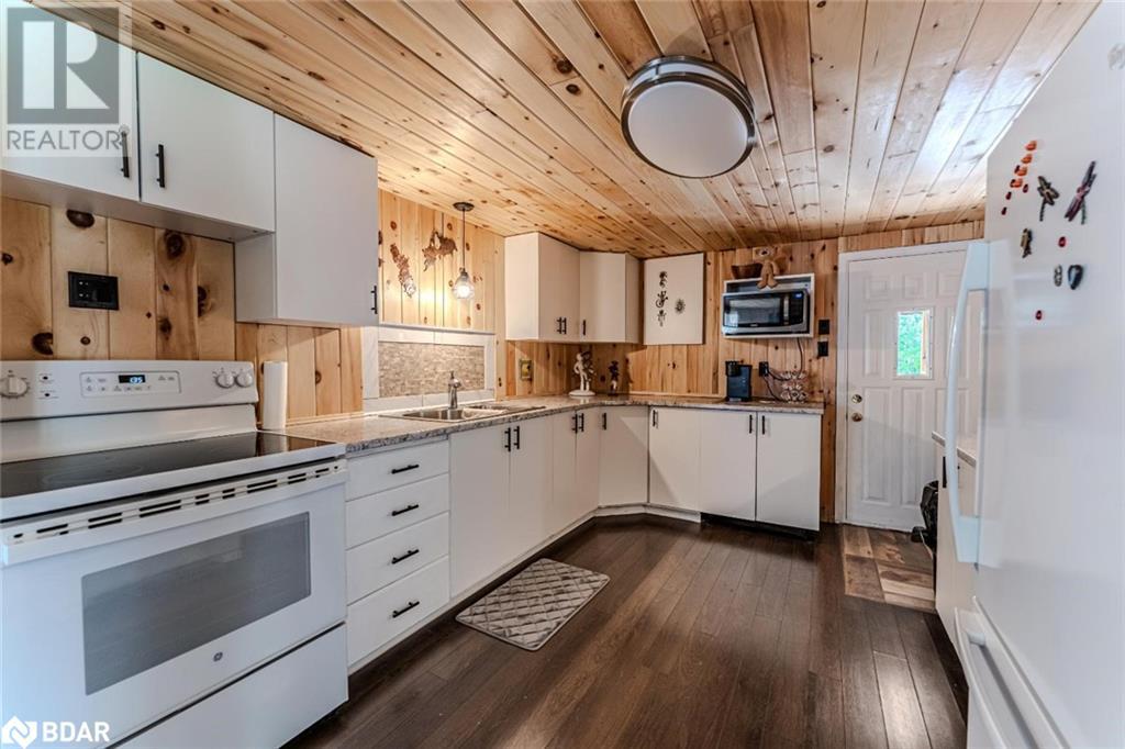 Property at 156 WOODLANDS Avenue image 5
