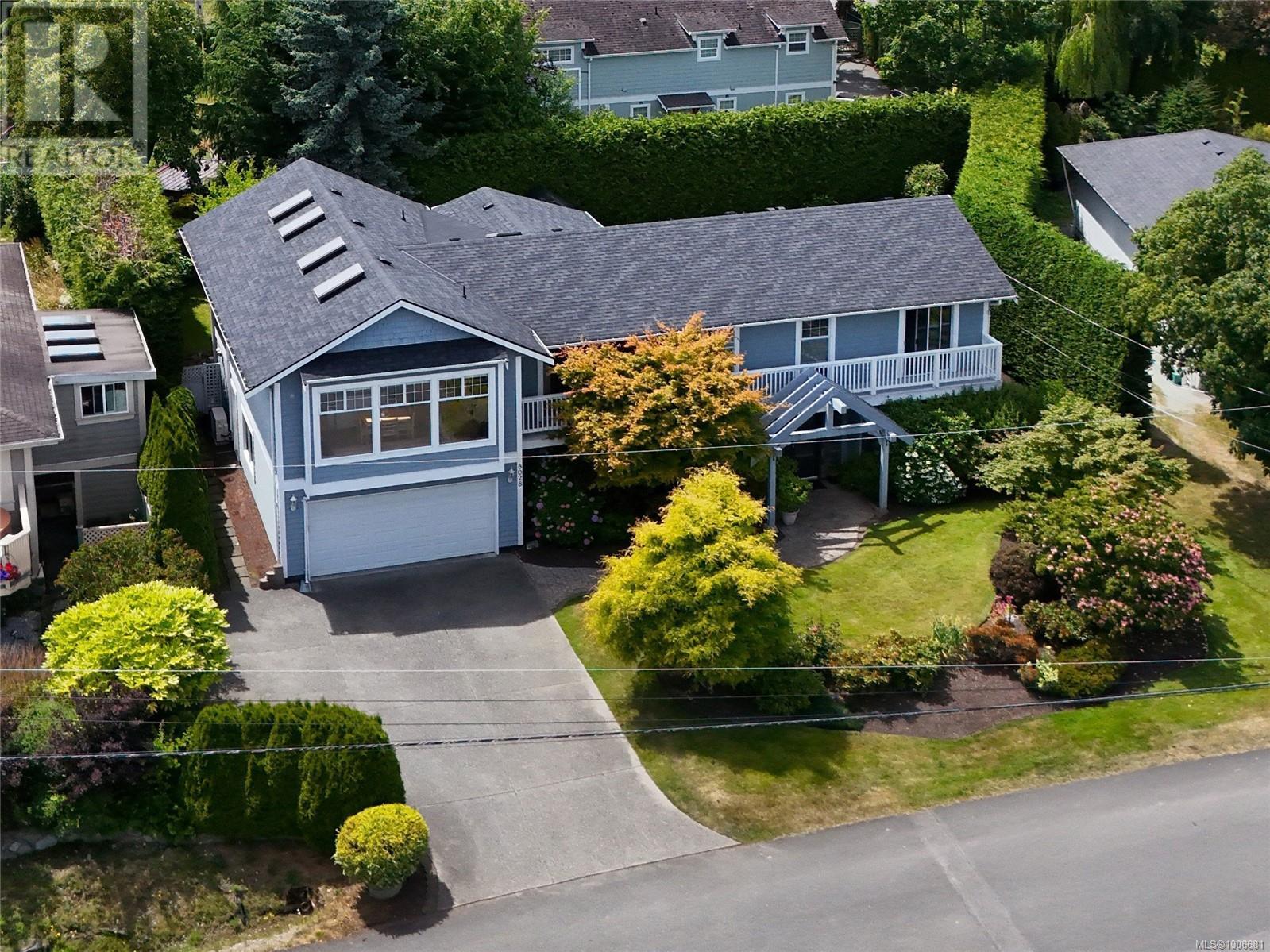 Property at 8028 Arthur Dr image 1
