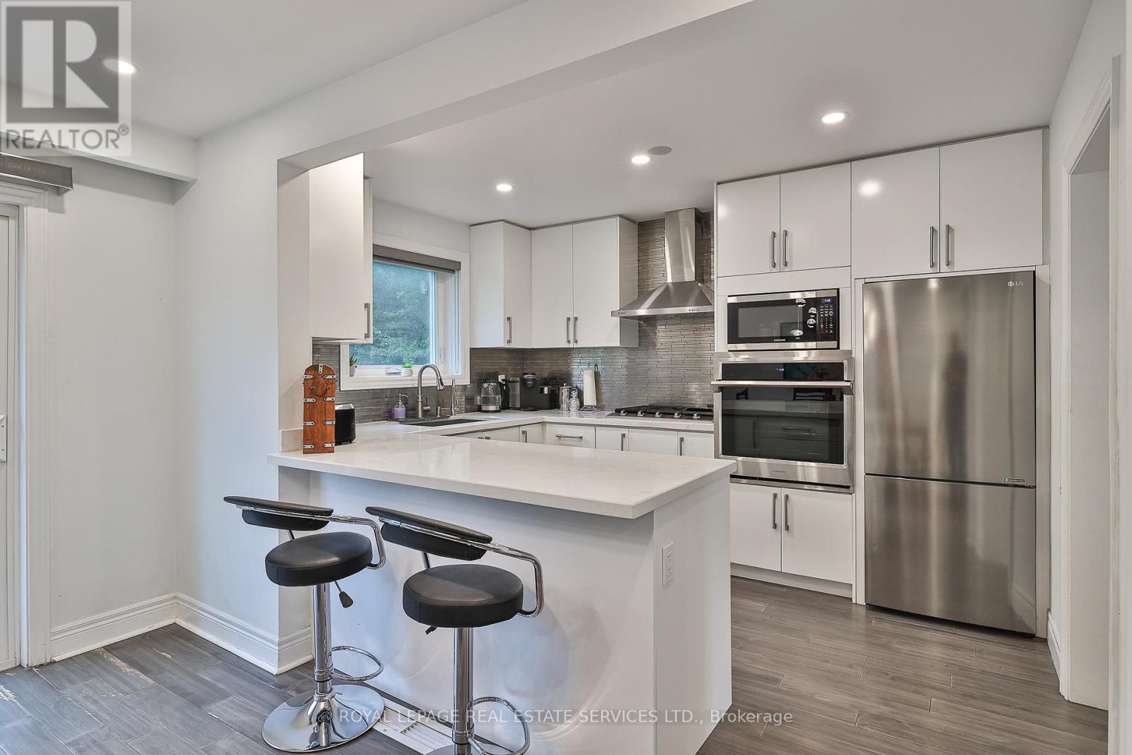Property at 224 OVERBROOK PLACE image 5