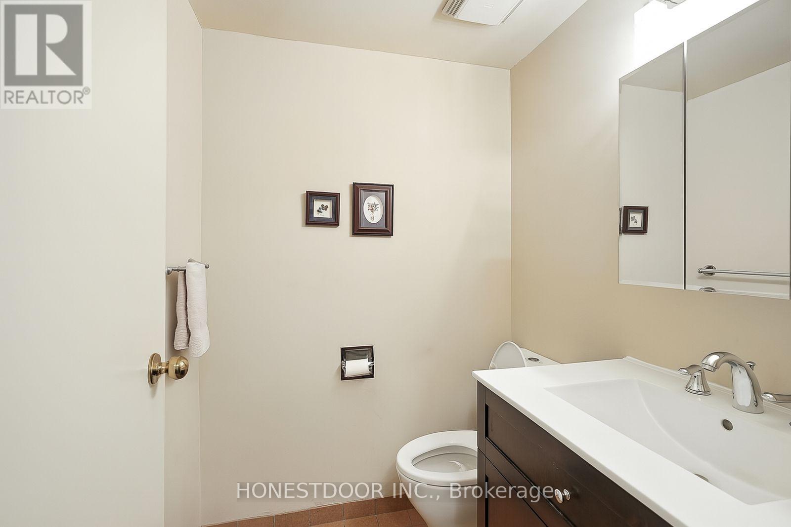 312 - 40 Sylvan Valleyway, Toronto, Ontario  M5M 4M3 - Photo 10 - C12268681