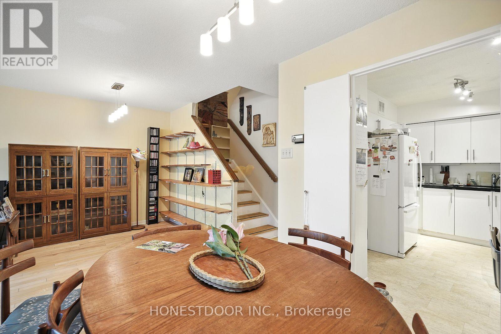 312 - 40 Sylvan Valleyway, Toronto, Ontario  M5M 4M3 - Photo 8 - C12268681