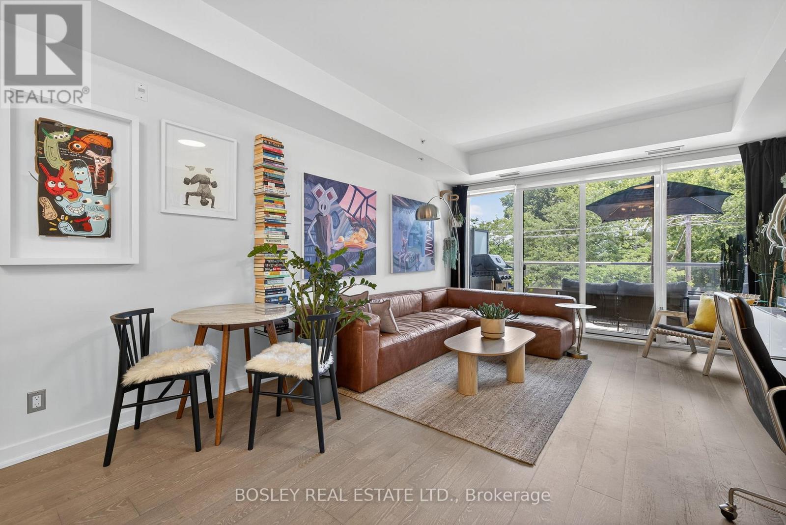 Property at 305 - 1960 QUEEN STREET E image 2
