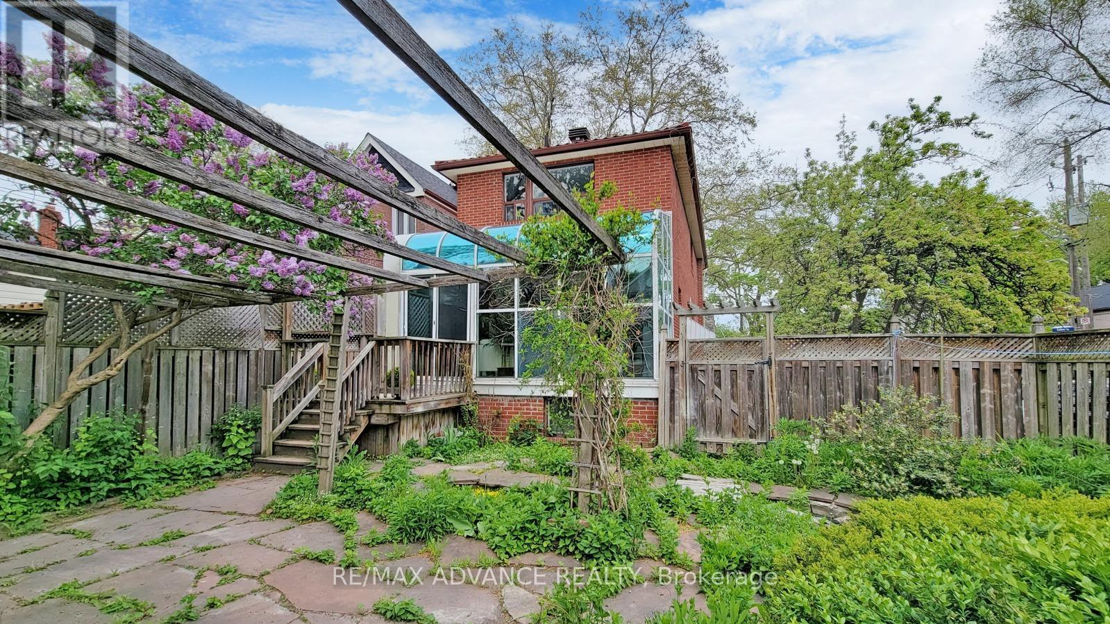 108 Eaton Avenue, Toronto, Ontario M4J 2Z7 - Photo 41 - E12268712