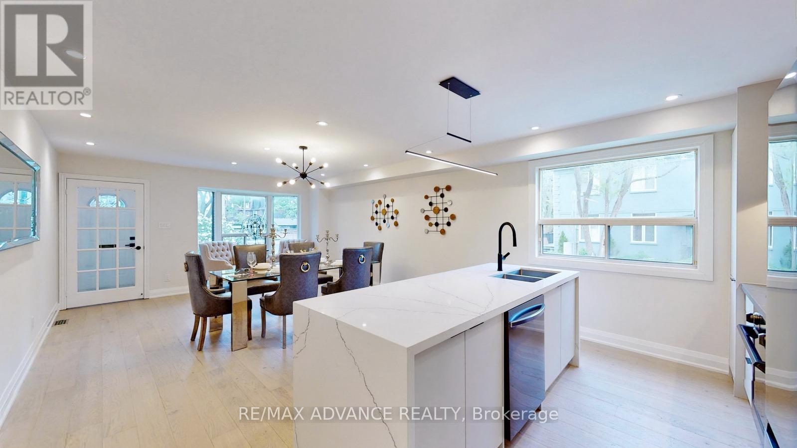 108 Eaton Avenue, Toronto, Ontario M4J 2Z7 - Photo 7 - E12268712