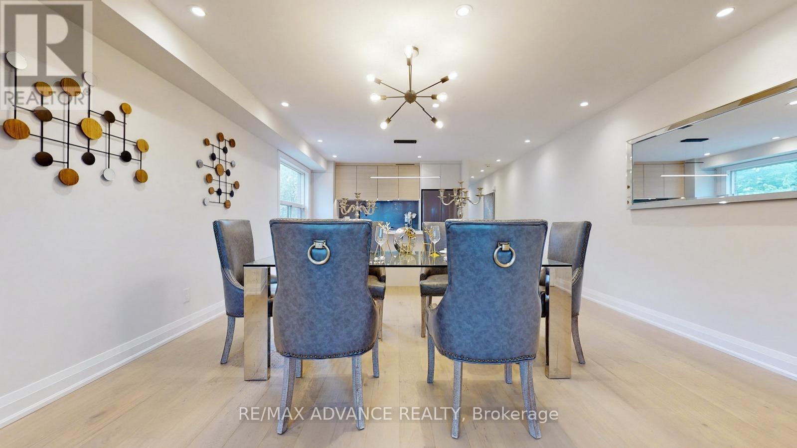 108 Eaton Avenue, Toronto, Ontario M4J 2Z7 - Photo 8 - E12268712