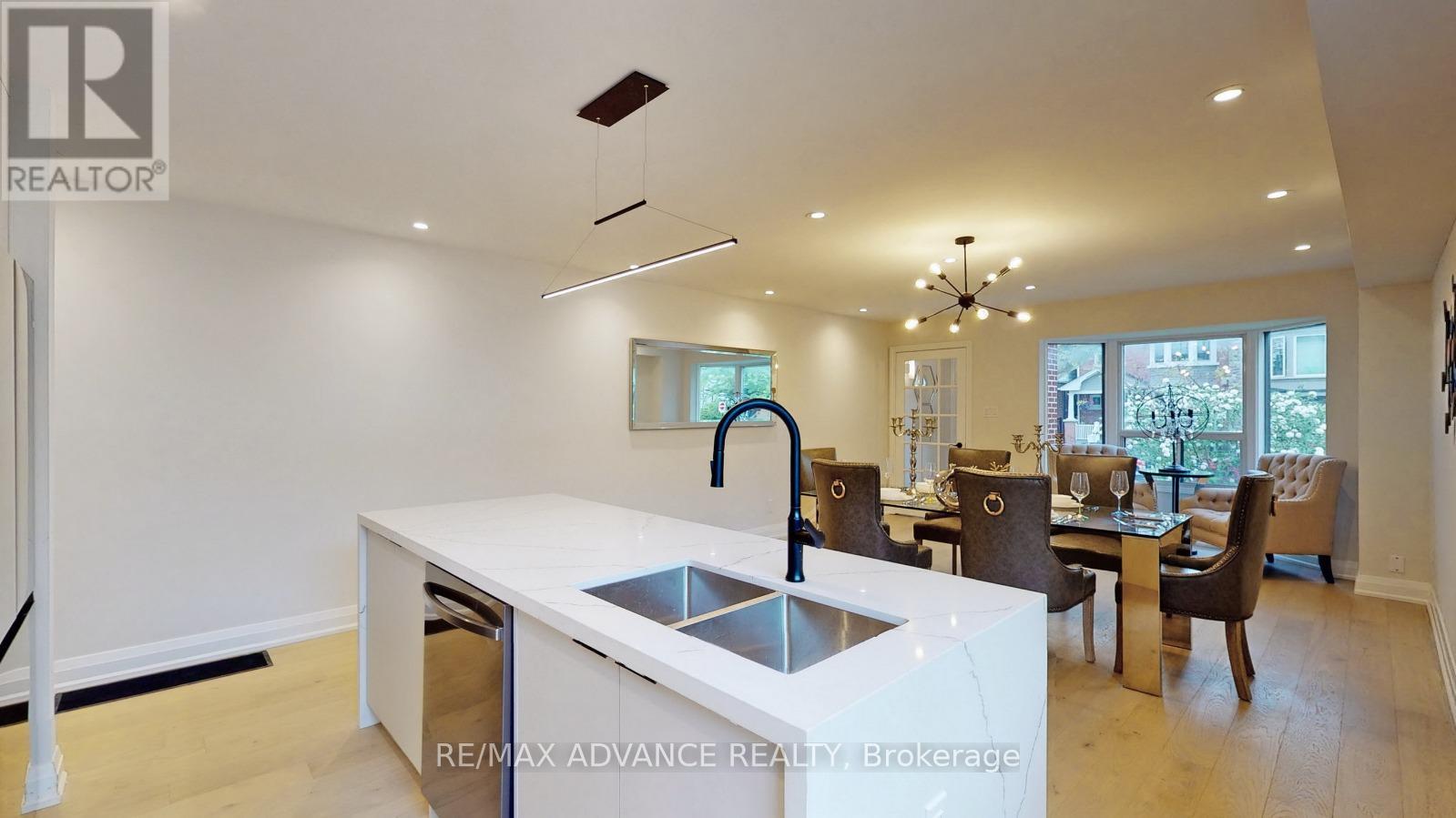 108 Eaton Avenue, Toronto, Ontario M4J 2Z7 - Photo 9 - E12268712